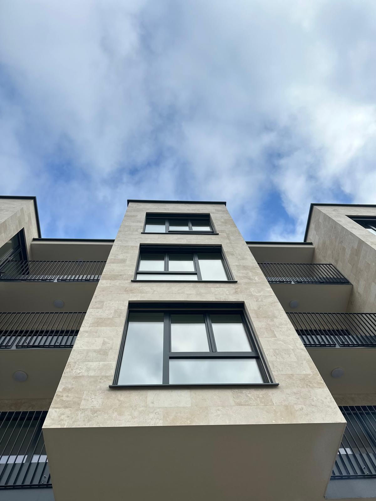 Fenstersysteme: Fenster & Türen